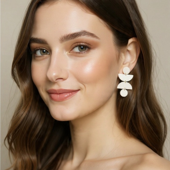 White Geometric Stud Drop Four-Tier - Handmade Earrings - Picture 3 of 4